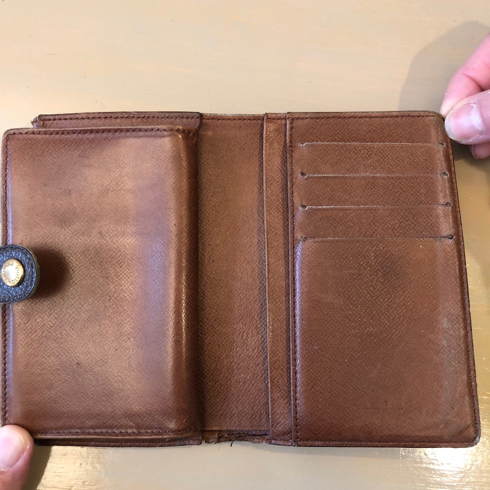 Louis Vuitton Brown Vintage Wallet - Picture 4 of 6